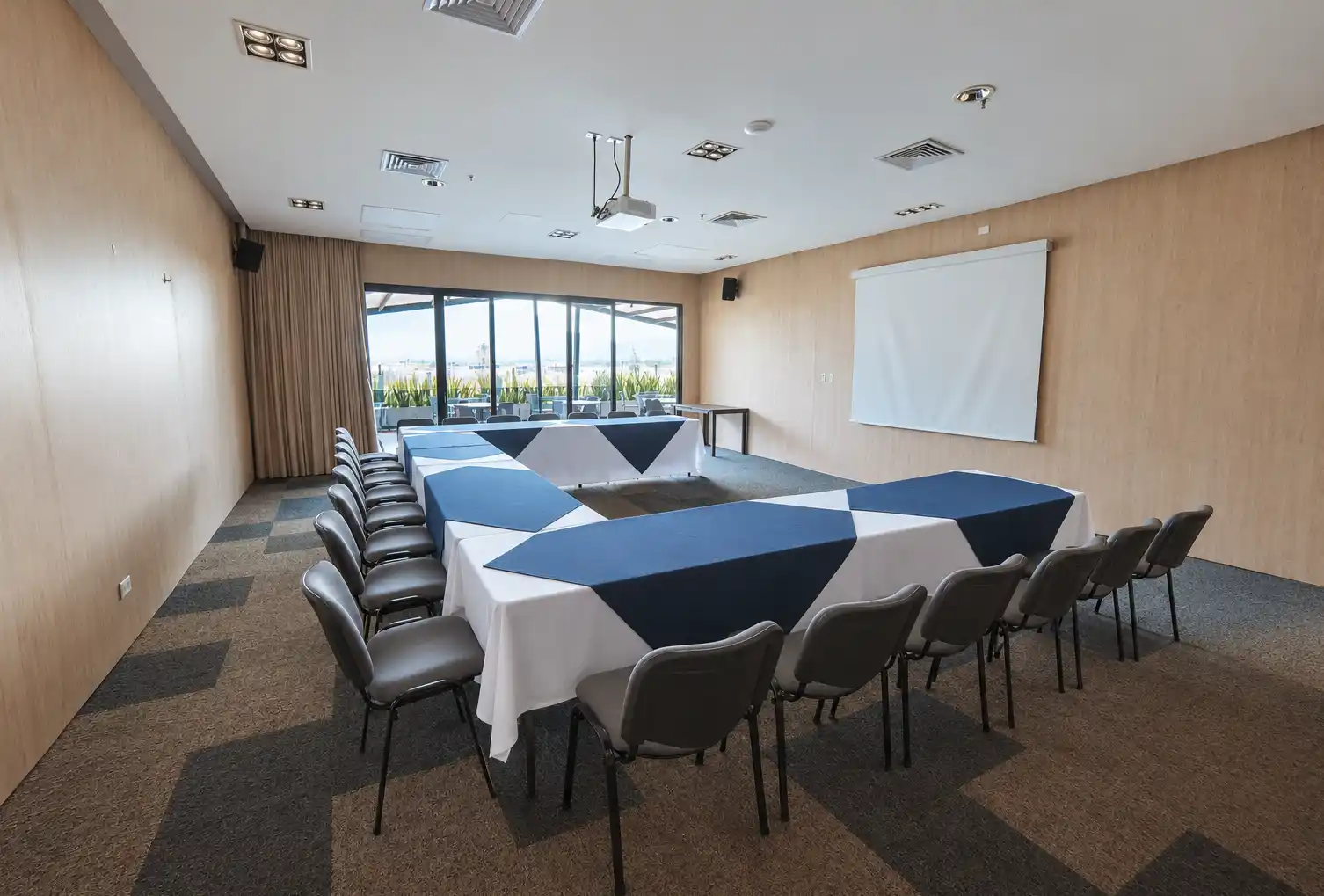 Salón de eventos grandes Hotel F25